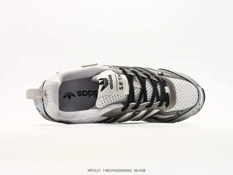 アディダス ランニングシューズ 通気性 合わせやすい 快適 HP3521 #14837935044042
