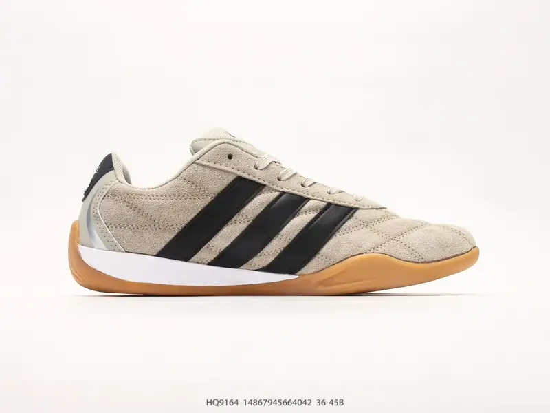 Adidas Chaussures de sport Rétro Classique HQ9164 #14867945664042