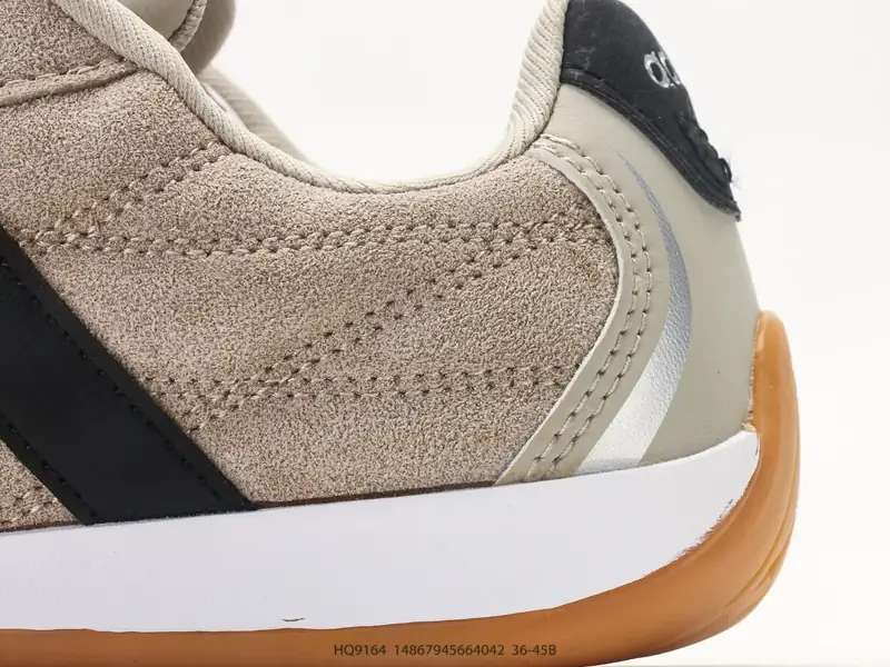 Adidas Chaussures de sport Rétro Classique HQ9164 #14867945664042
