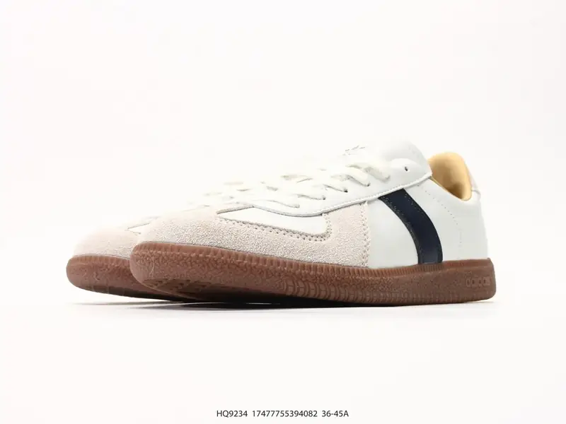 Adidas Chaussures de sport Polyvalent Basse Confortable HQ9234 #17477755394082
