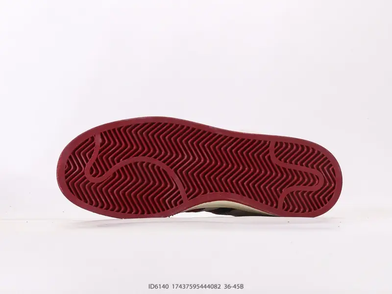 アディダス スポーツシューズ レトロ ID6140 #17437595444082