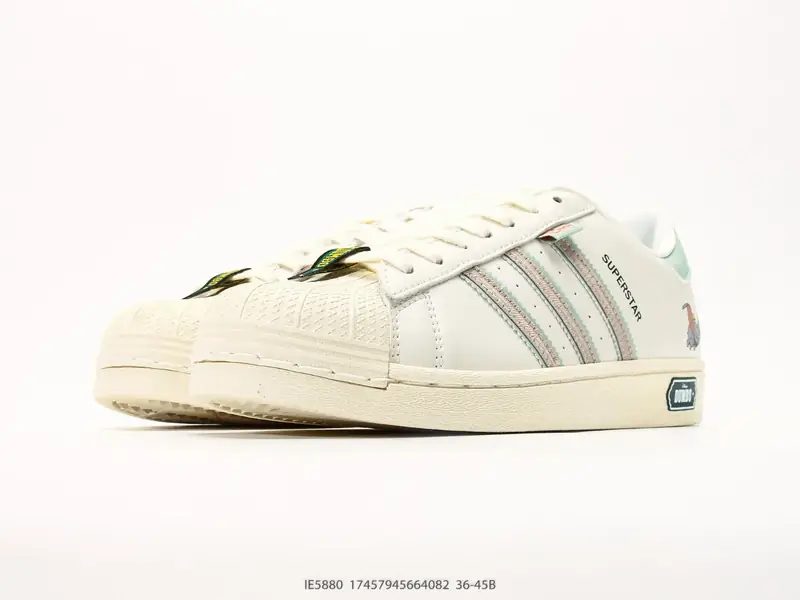 Adidas Sportschuhe Vielseitig Klassisch Niedrig IE5880 #17457945664082