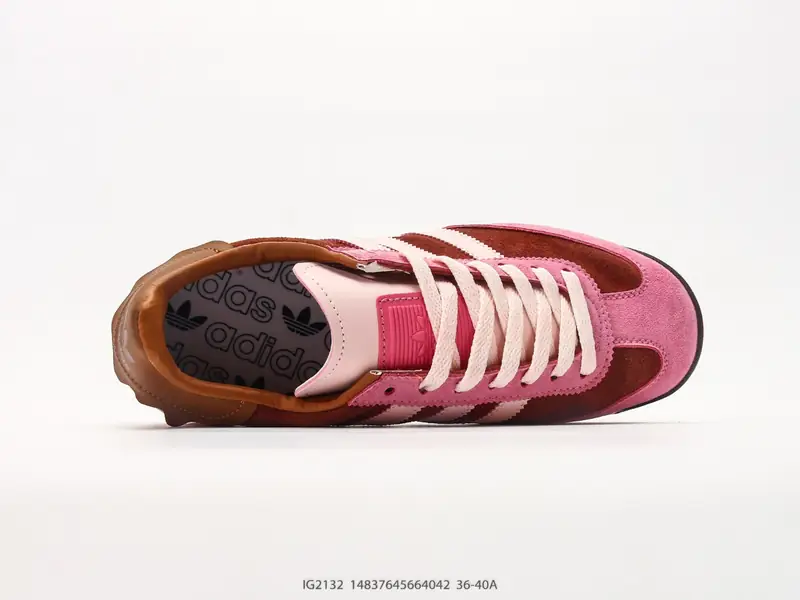 アディダス スポーツシューズ レトロ IF1808