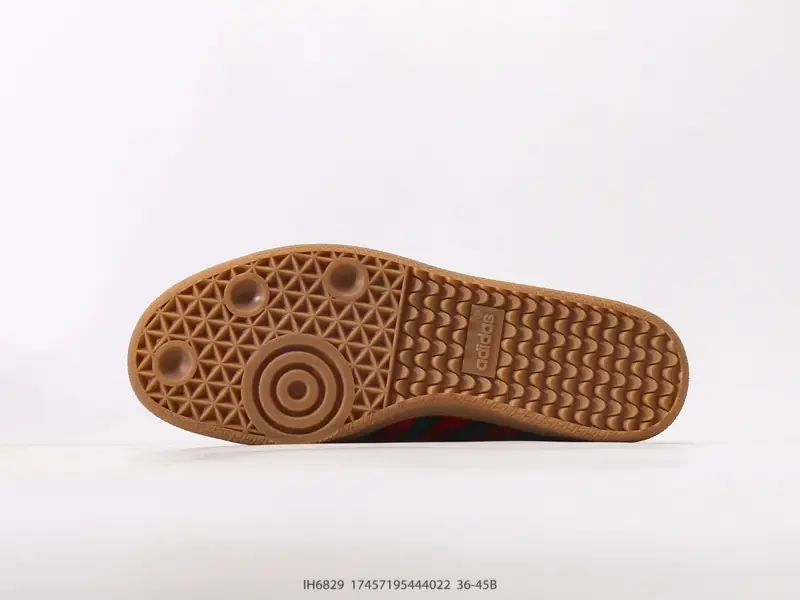 アディダス スポーツシューズ  IH6829 #17457195444022