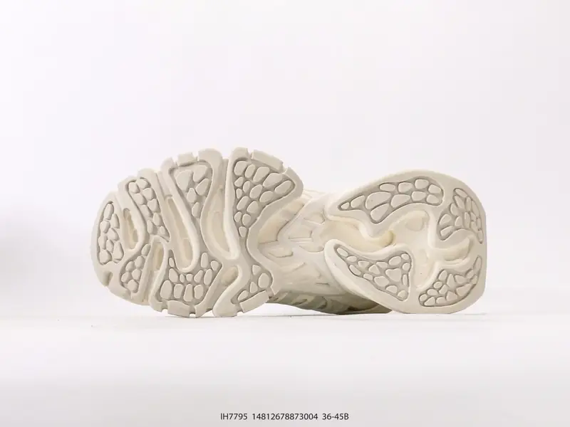 アディダス スポーツシューズ レトロ クッション 厚底 IH7795 #14812678873004