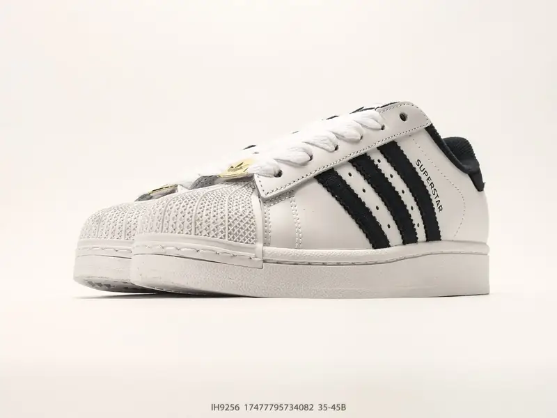 Adidas Superstar 2 ST 面包贝壳头鞋 3.0贝壳头低帮休闲板鞋 公司级版本 头层牛皮的胖版贝壳头 填充超饱满的面包鞋身 包裹感超棒 IH9256 #17477795734082