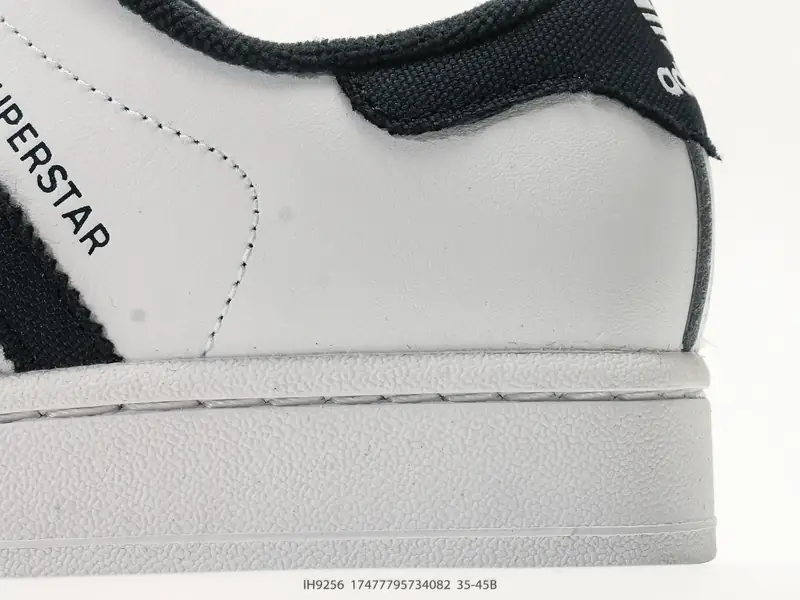 Adidas Superstar 2 ST 面包贝壳头鞋 3.0贝壳头低帮休闲板鞋 公司级版本 头层牛皮的胖版贝壳头 填充超饱满的面包鞋身 包裹感超棒 IH9256 #17477795734082