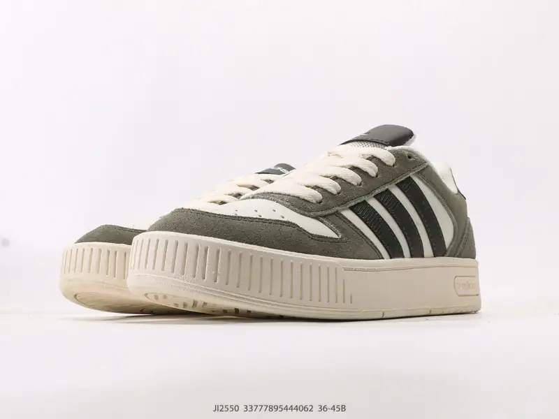 Adidas Zapatillas de baloncesto Cómodo JI2550 #33777895444062