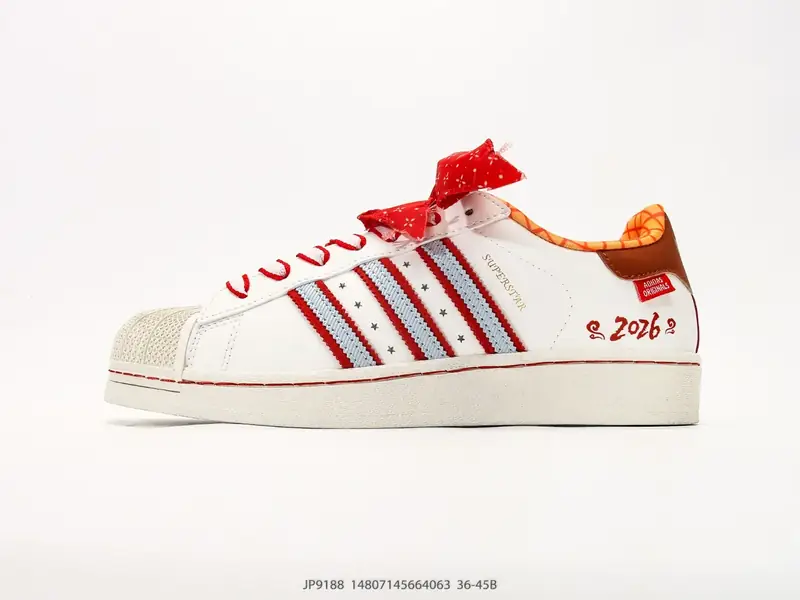 Adidas Scarpe sportive Versatile Classico Basso JP9188 #14807145664063