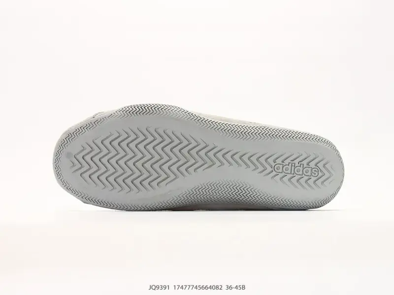 Adidas Scarpe sportive Ammortizzato Comodo Alla moda JQ9391