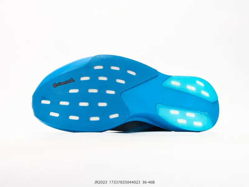 阿迪达斯 Ad Adizero Evo SL 阿迪超轻透气缓震跑鞋 #以令人难以置信的138克重量，刷新了跑鞋轻量化的记录，阿迪在材料科学和 JR2023 #17337835044023