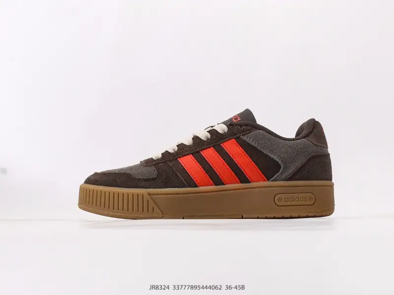 Adidas Scarpe da basket Comodo JR8324 #33777895444062