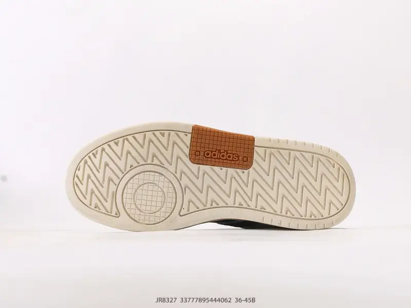 Adidas Zapatillas de baloncesto Cómodo JR8327 #33777895444062