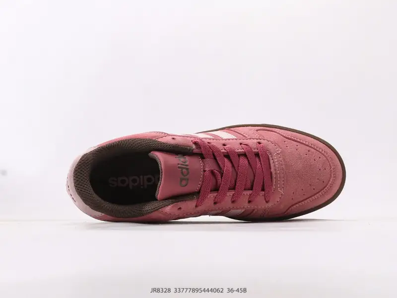 Adidas Baskets de basketball Confortable JR8328 #33777895444062