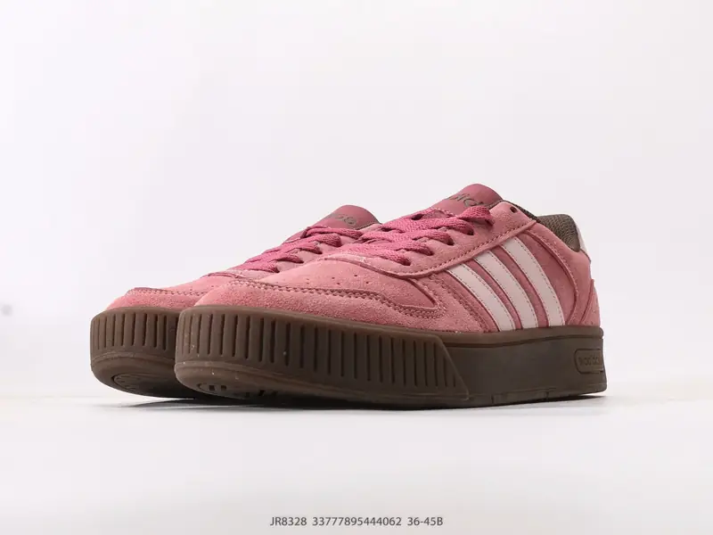Adidas Baskets de basketball Confortable JR8328 #33777895444062