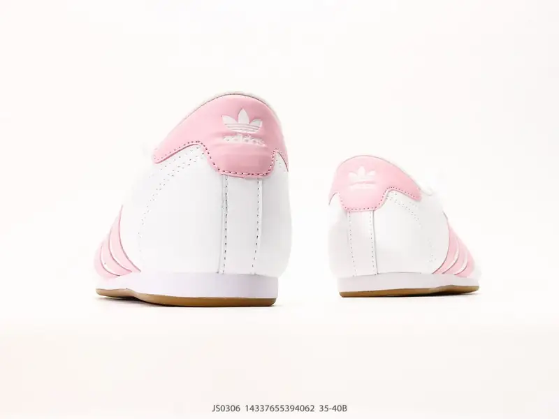 Adidas originals Taekwondo Low 跆拳道系列 经典复古薄底训练慢跑鞋 TAEKWONDO （跆拳道）受武术鞋启发 符合人体工程学 鞋身极其 “苗条” JS0306 #14337655394062