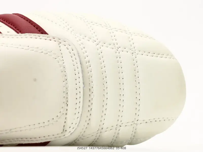 Adidas Chaussures de running Rétro Classique JS4527 #14377645664062