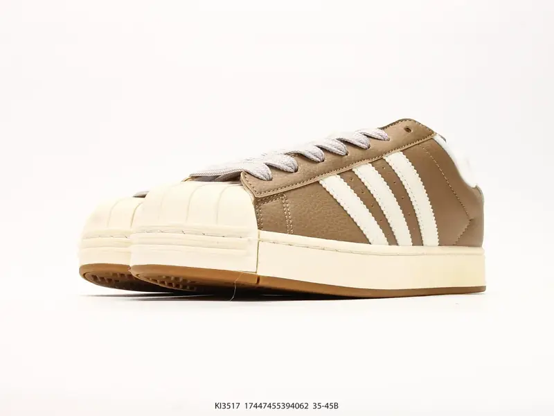 Adidas Scarpe sportive Versatile Classico Basso KI3517 #17447455394062