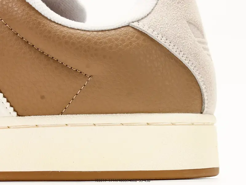 Adidas Scarpe sportive Versatile Classico Basso KI3517 #17447455394062
