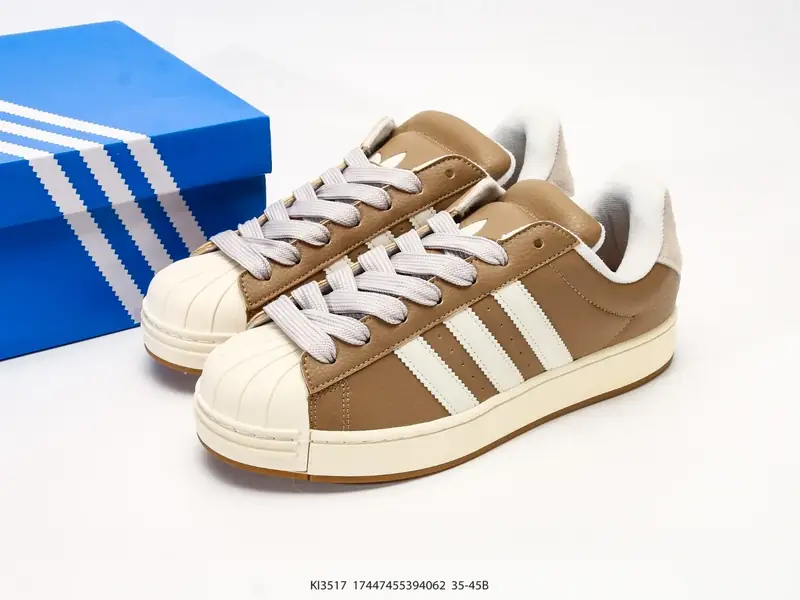 Adidas Scarpe sportive Versatile Classico Basso KI3517 #17447455394062