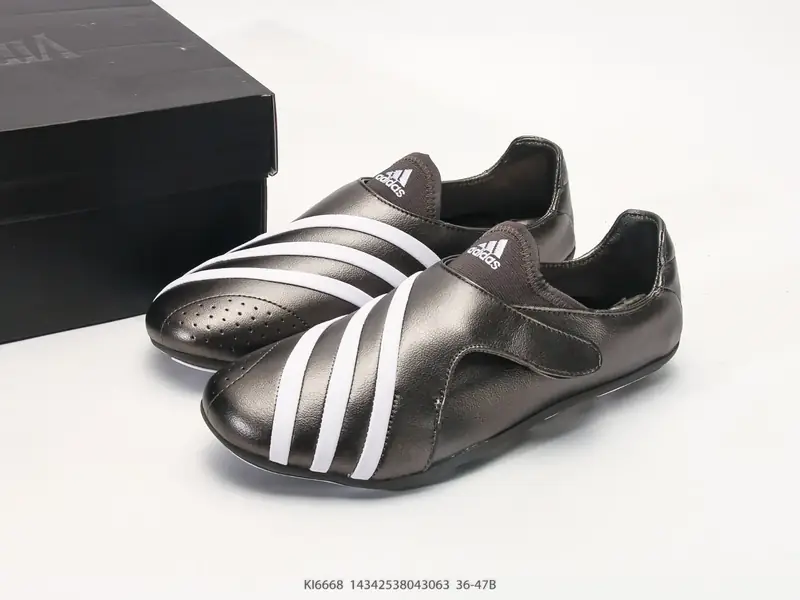 Adidas Scarpe casual Retro Leggero Basso KI6668 #14342538043063