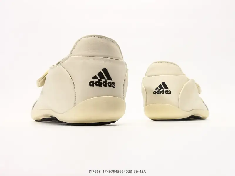 Adidas Scarpe casual Collaborazione Comodo KI7668 #17467945664023