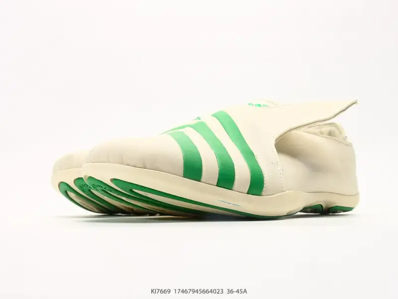 Adidas x Pharrell Williams Vario Flat Earther 阿迪联名款舒适贴合生活休闲鞋 KI7669 #17467945664023