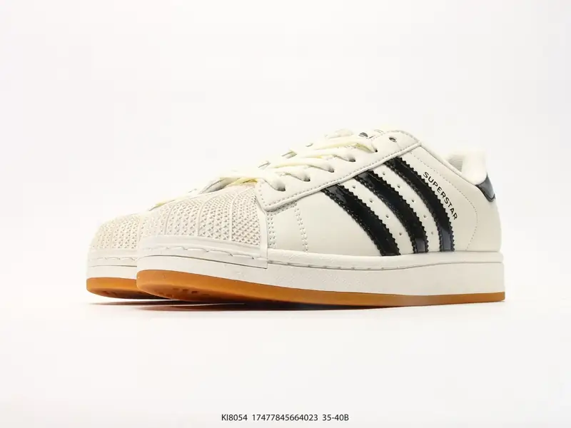 Adidas Chaussures de sport Polyvalent Classique Basse KI8054 #17477845664023