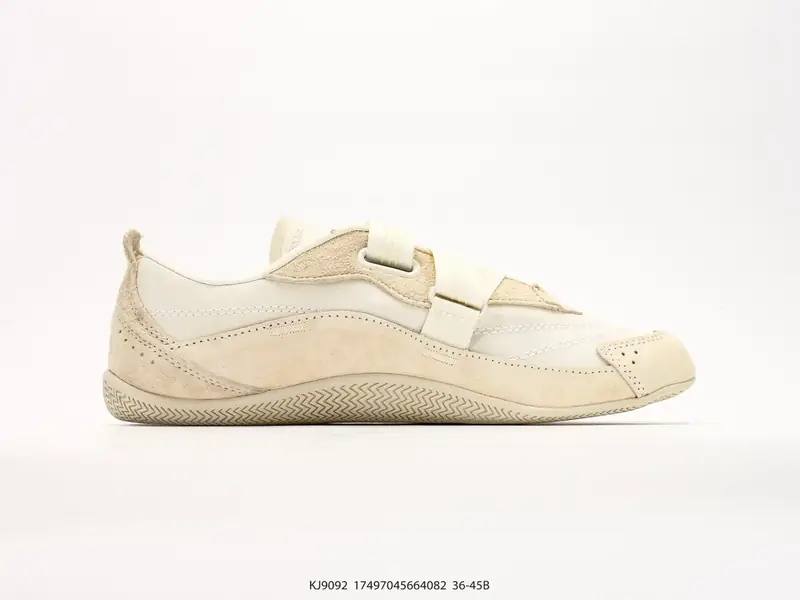 Adidas Chaussures casual Résistant Polyvalent Basse KJ9092 #17497045664082