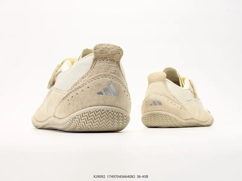 Adidas Chaussures casual Résistant Polyvalent Basse KJ9092 #17497045664082