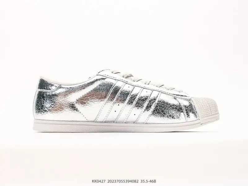 Adidas Sepatu Board Tren Klasik KK0427 #20237055394082