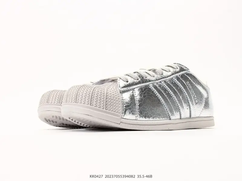 Adidas Sepatu Board Tren Klasik KK0427 #20237055394082