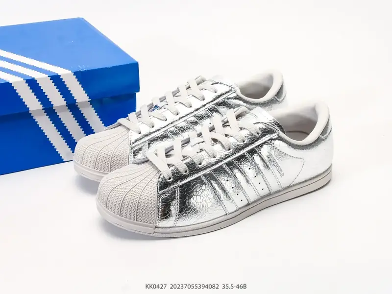 Adidas Sepatu Board Tren Klasik KK0427 #20237055394082