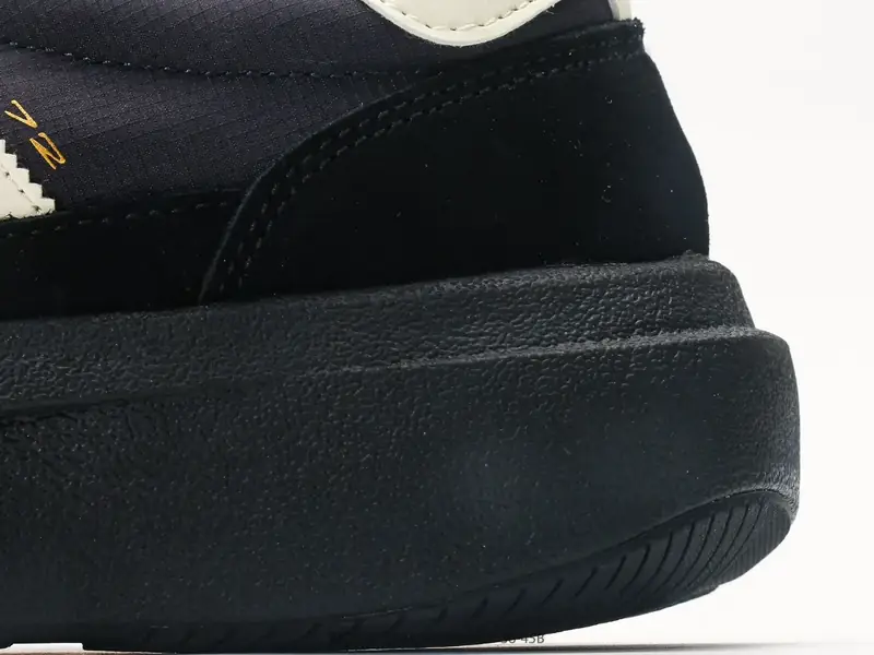 Adidas Беговые кроссовки Ретро Дышащий KK3073 #33442448663063