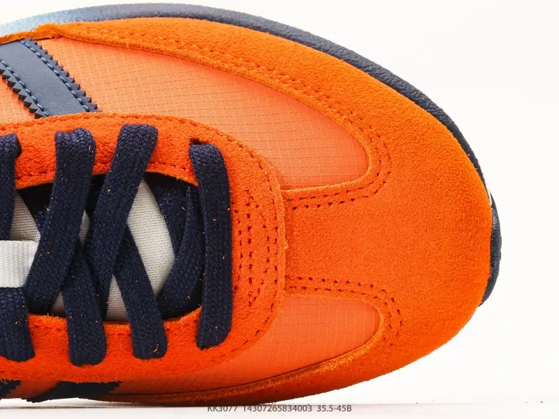 Adidas Scarpe sportive Retro Classico KK3077 #14307265834003
