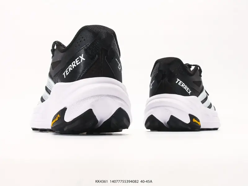 Adidas Scarpe sportive Ammortizzato Versatile Basso KK4361 #14077755394082