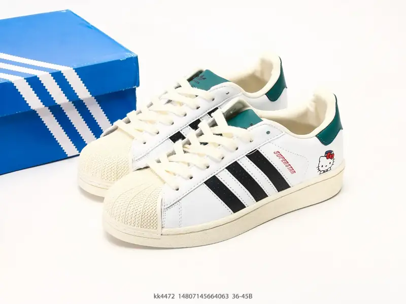 Adidas Scarpe sportive Versatile Classico Basso KK4472 #14807145664063