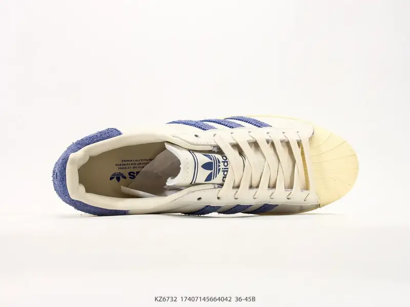 Adidas Chaussures de sport Polyvalent Classique Basse KZ6732 #17407145664042