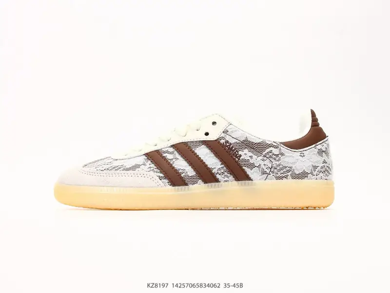 Adidas Scarpe sportive Versatile Classico Basso KZ8197 #14257065834062