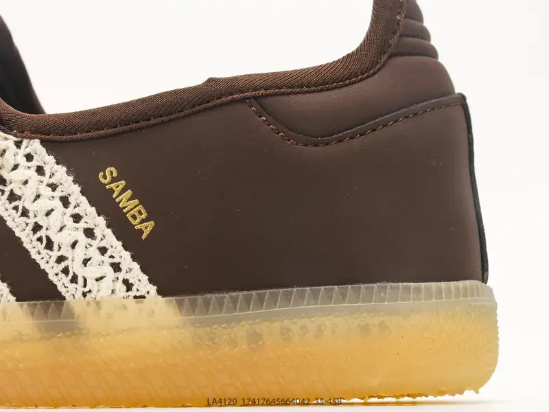 Adidas Sepatu Olahraga Klasik Kulit LA4120 #17417745664042