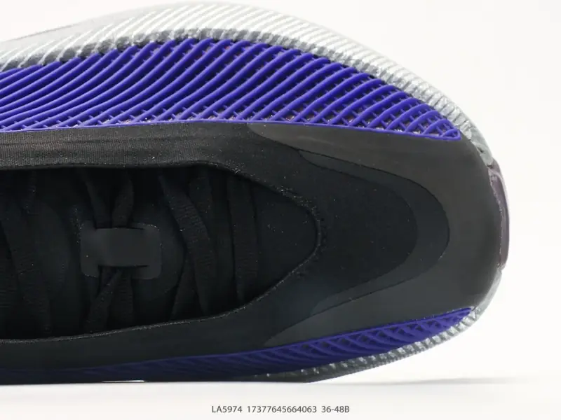 Adidas Sepatu Lari Retro Bernapas Bantalan Udara LA5974 #17377645664063