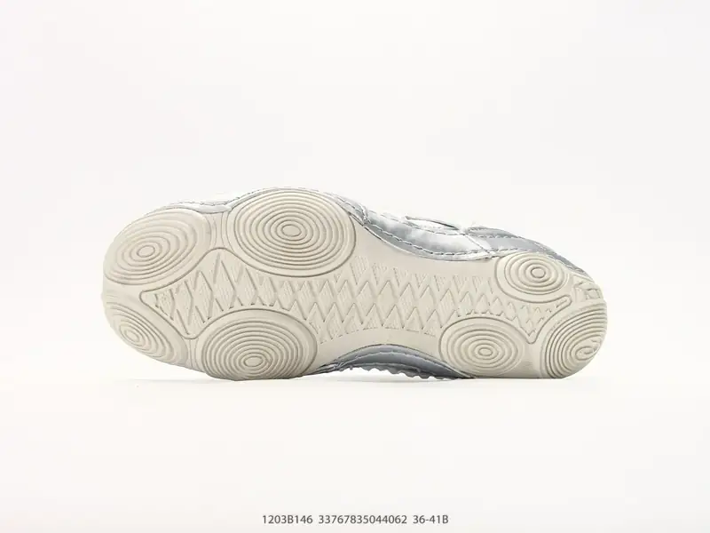 Asics Hypersync 亚瑟士 薄底德训 时尚经典透气包裹性轻便 低帮休闲板鞋 以复古之名 解锁街头新表达 低帮薄底 颜值与脚感并存 交叉绑带 未来感流线型 1203B146 #33767835044062