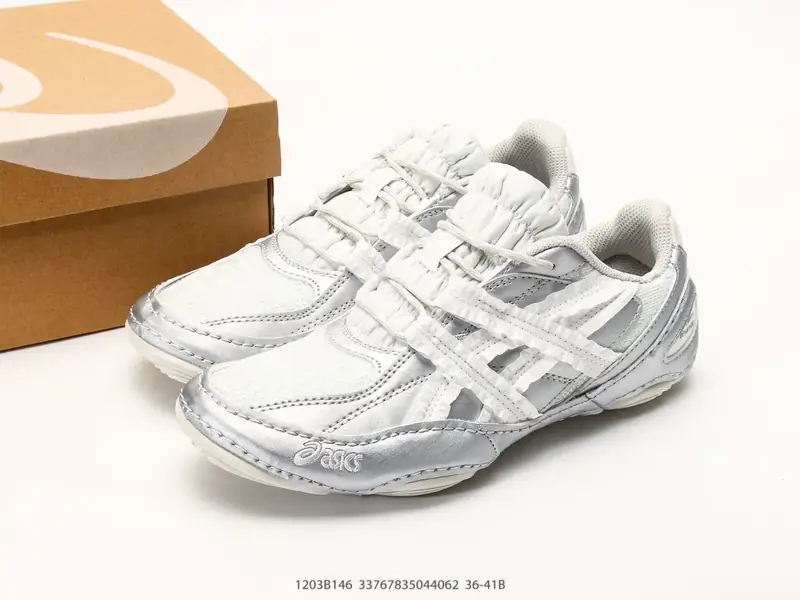 Asics Hypersync 亚瑟士 薄底德训 时尚经典透气包裹性轻便 低帮休闲板鞋 以复古之名 解锁街头新表达 低帮薄底 颜值与脚感并存 交叉绑带 未来感流线型 1203B146 #33767835044062