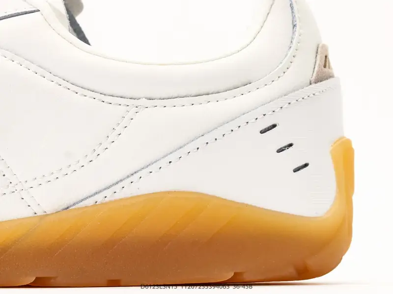Lainnya Sepatu Olahraga Bantalan Serbaguna Klasik D6123LSN15 #11207255394063