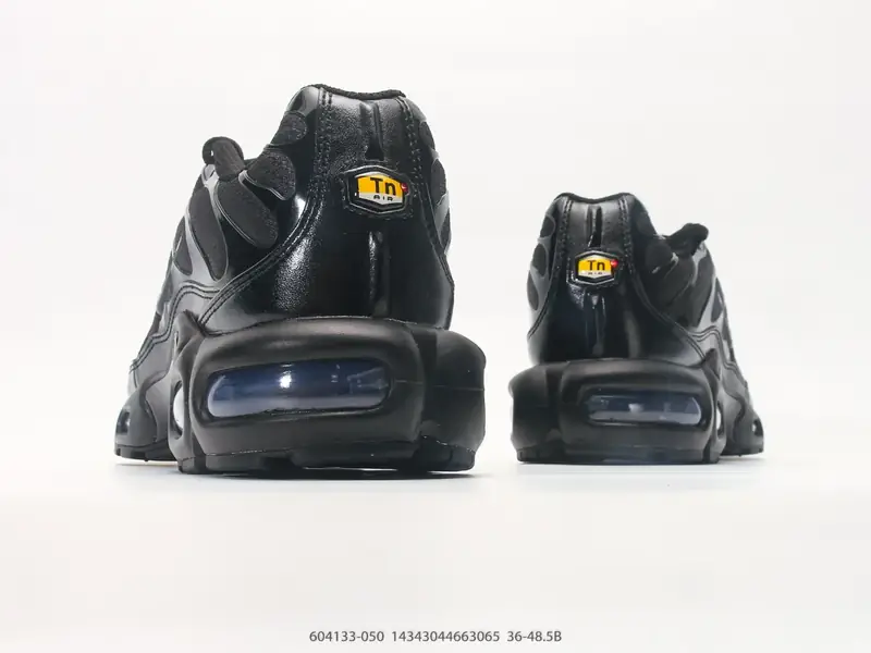 Nike Sepatu Lari Bantalan Bantalan Udara 604133-050 #14343044663065