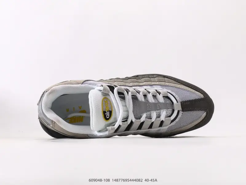 Nike Sepatu Olahraga Bantalan Anti-Slip Serbaguna 609048-108 #14877695444082