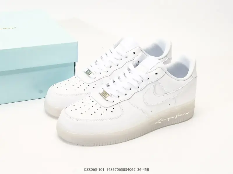 Nike Sepatu Olahraga Retro Bantalan Tinggi CZ8065-101 #14857056834062