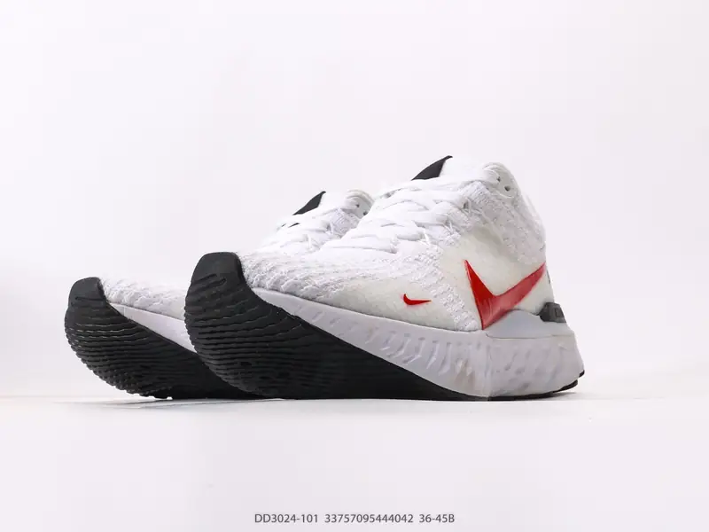 Nike Chaussures de running Amorti DD3024-101 #33757095444042