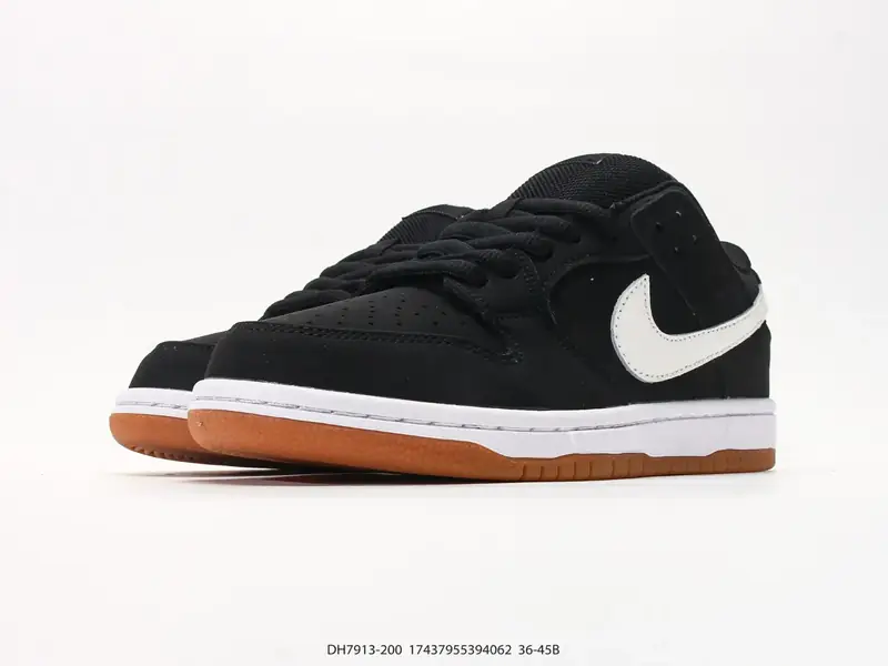 Nike Scarpe sportive Retro Basso Cuscino d'aria DH7913-200 #17437955394062