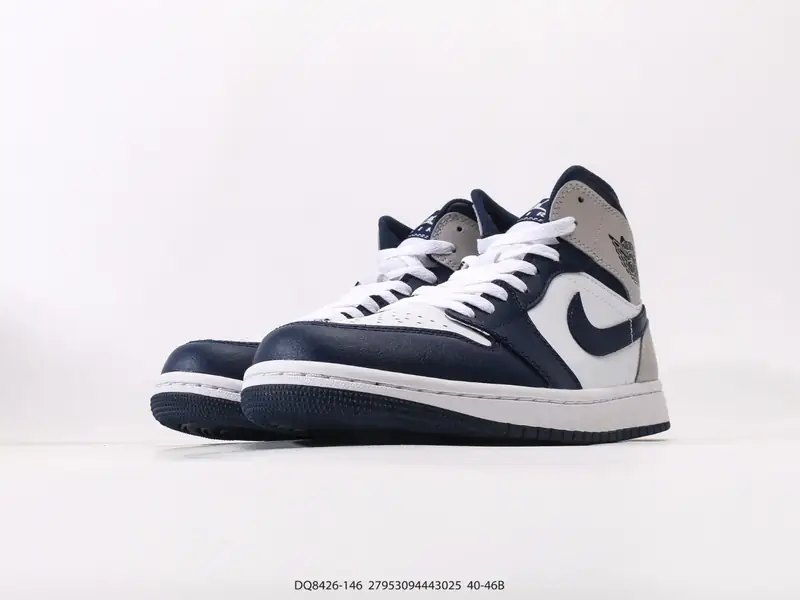 Nike Scarpe da basket Retro Classico Alto DQ8426-146 #27953094443025